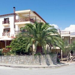 Lena Apartmani Nea Roda